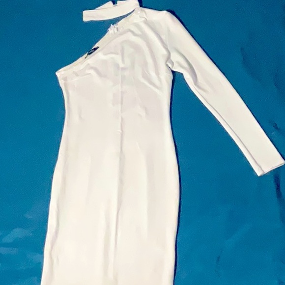 DRESS - Picture 1 of 1